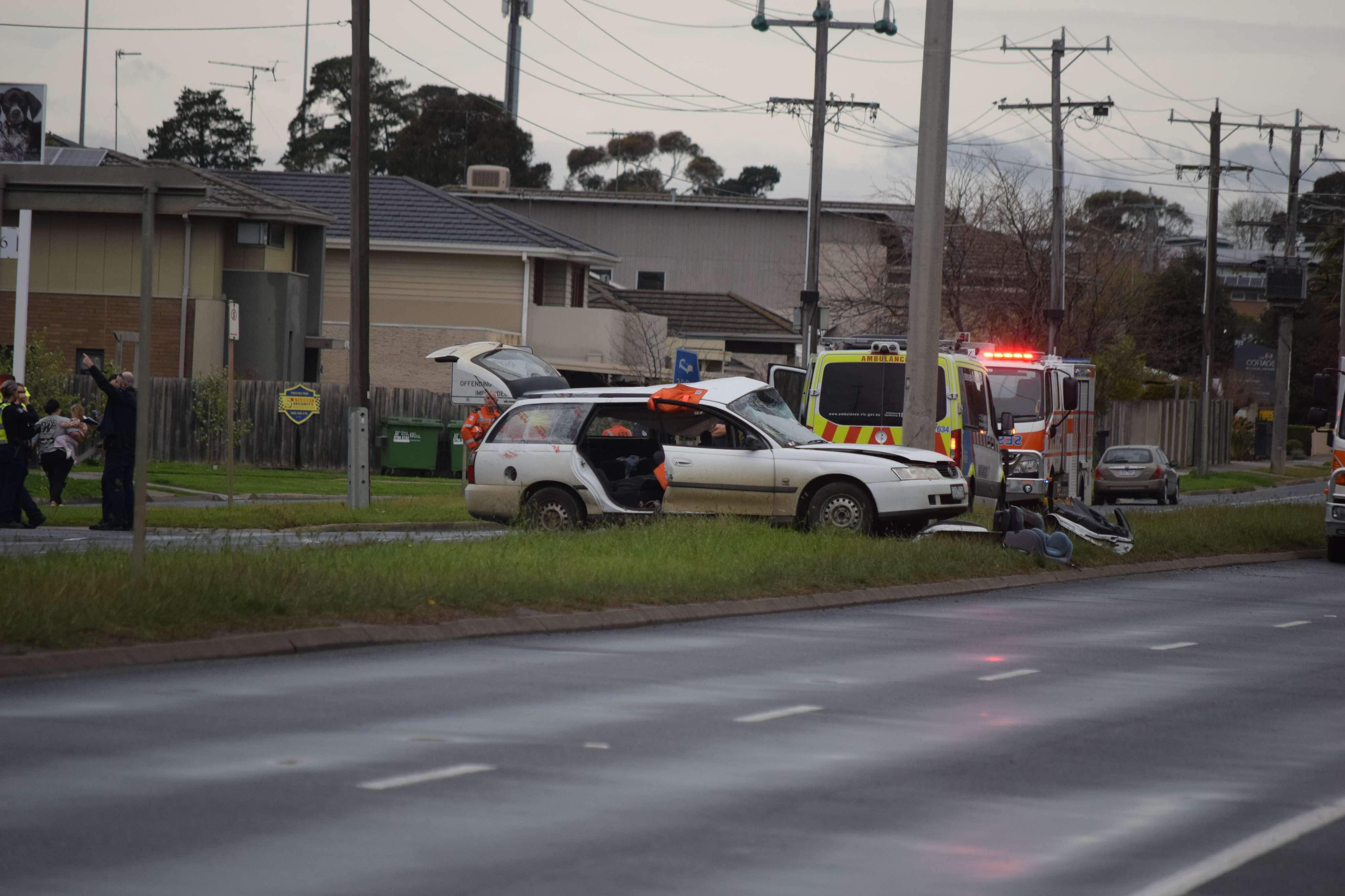 Man flown to hospital after crashing into pole - bay 93.9